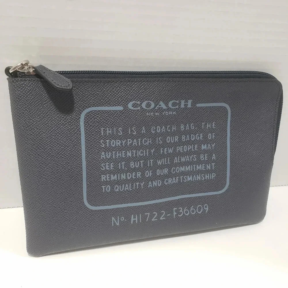 Coach Story patch Gray Leather  Corner Zip Pouch/Clutch Wristlet.